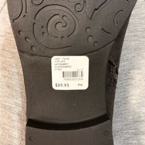 Women's Black Knee-High Boots